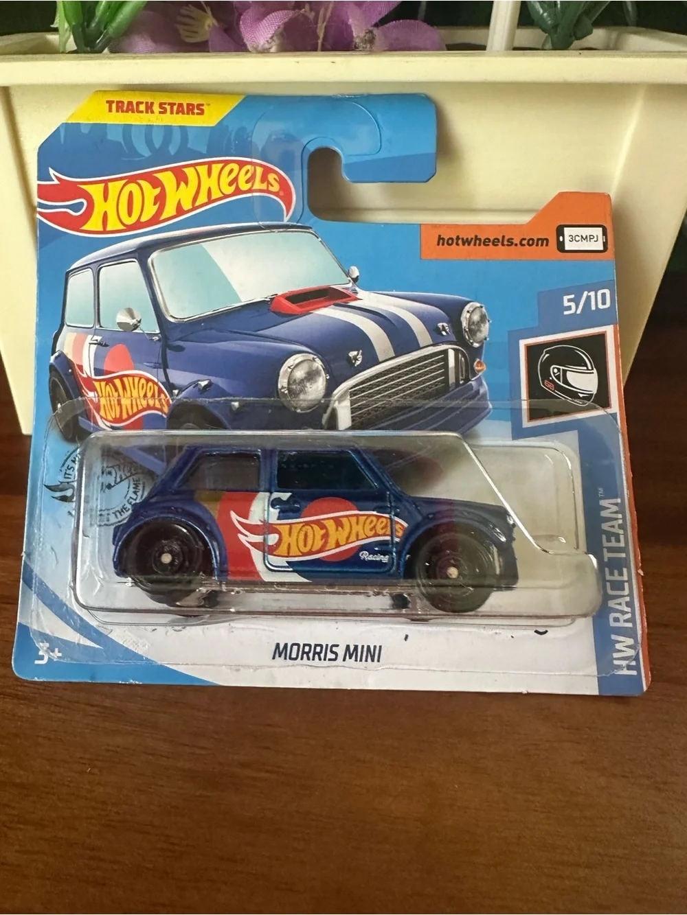 Hot Wheels Cars Lot 7 Bundle & Car Case 6